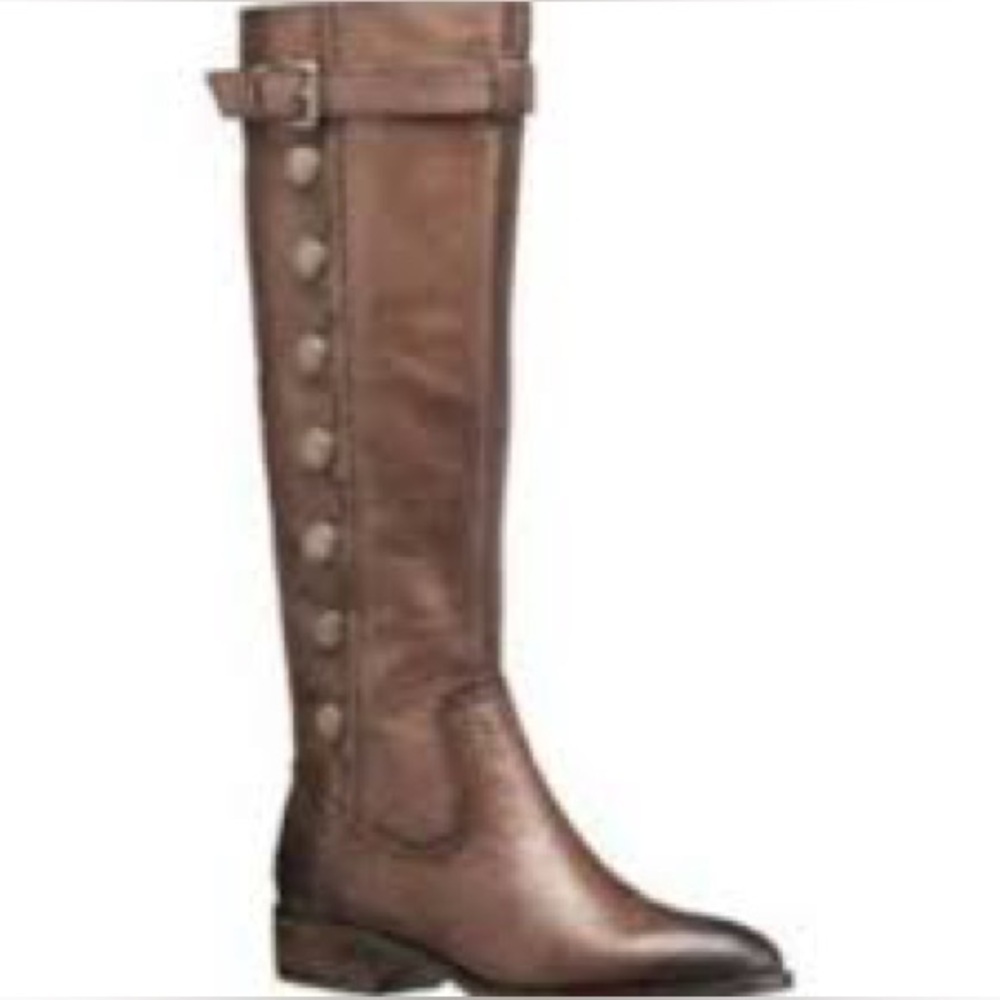 Arturo Chiang riding boots